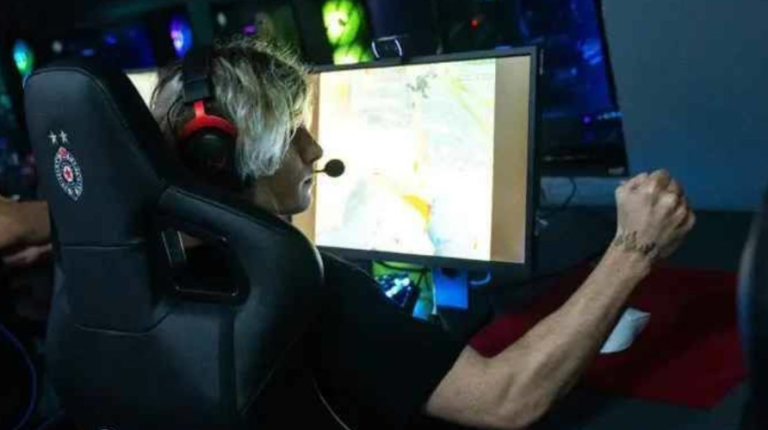 The Secret Behind Smart Bids in Colour Prediction Games