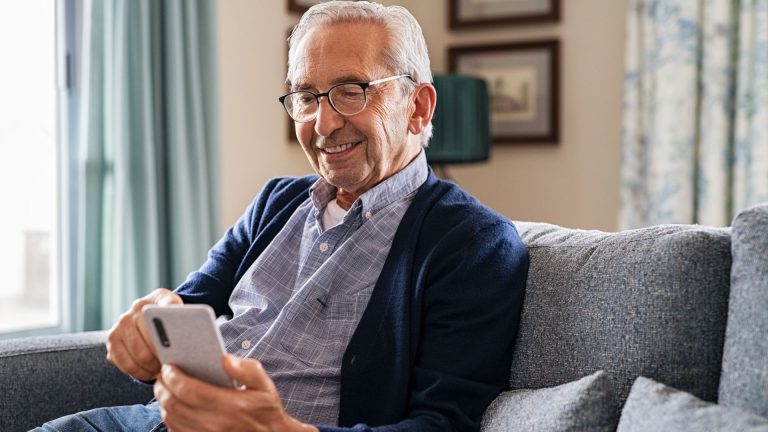 Easiest-to-Use Software for Seniors in the U.S.: Simple Apps That Make Daily Life Easier