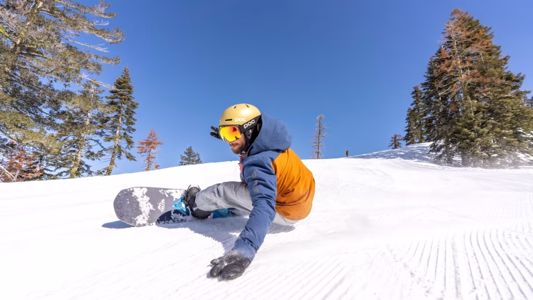 Top Fitness Apps and Essential Gear to Prepare for Snowboarding Season